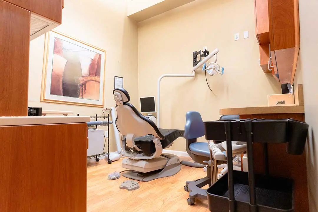 Tooth Extraction in Orlando, FL - Carabelli Dental